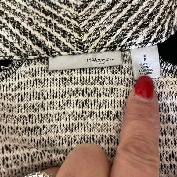 HALOGEN crop blazer size S/P - Picture 5 of 5